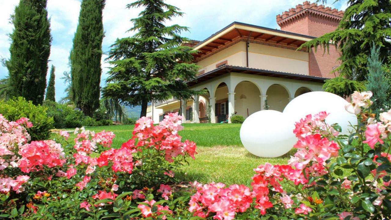 Villa Torre Zisa Teramo Exterior photo